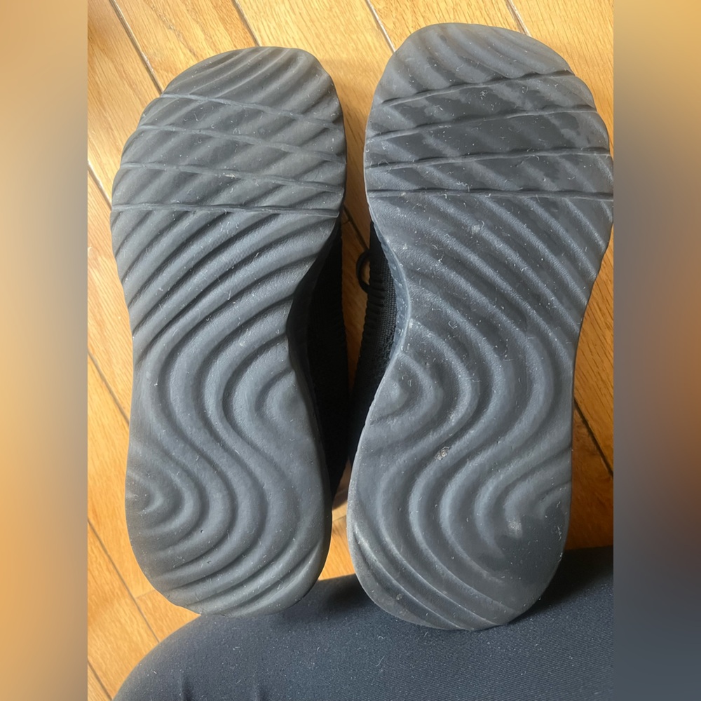 Women’s Skechers BOBS Memory Foam All Black Sneakers- Size 6.5 - Picture 11 of 12